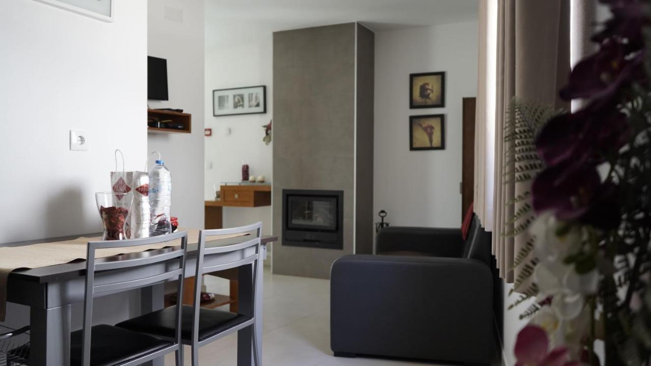 Affittacamere Casas Do Aidro Freches Esterno foto
